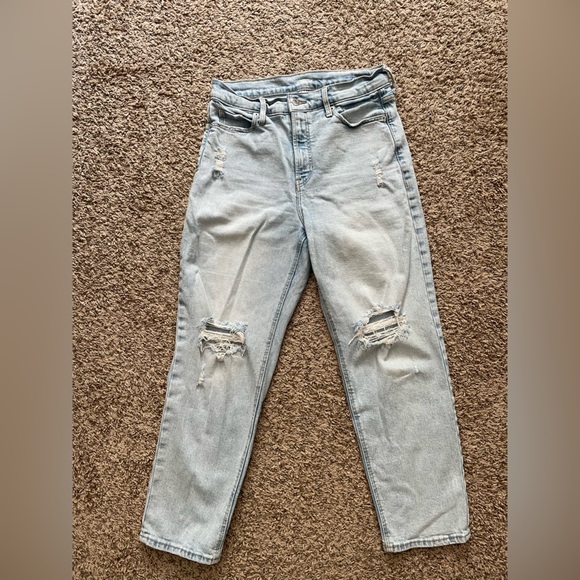 Old Navy Boyfriend Jeans - Picture 1 of 4